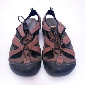 Keen Men's Size US 11.5 Gray Waterproof Hiking Closed Toe Sandals Shoes